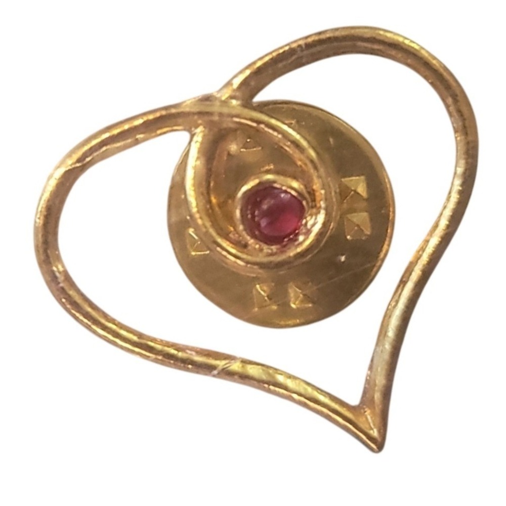 Harriet Carter 24K Gold Electroplated Genuine Ruby Open‎ Heart Lapel Pin USA NEW